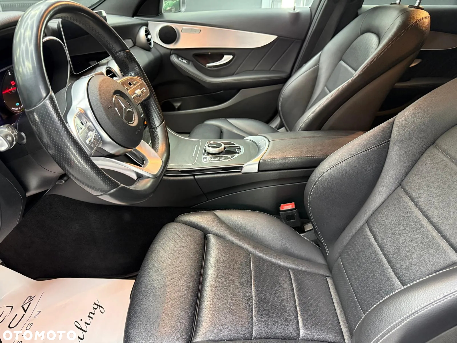 Mercedes-Benz Klasa C 300 de T 9G-TRONIC AMG Line - 28