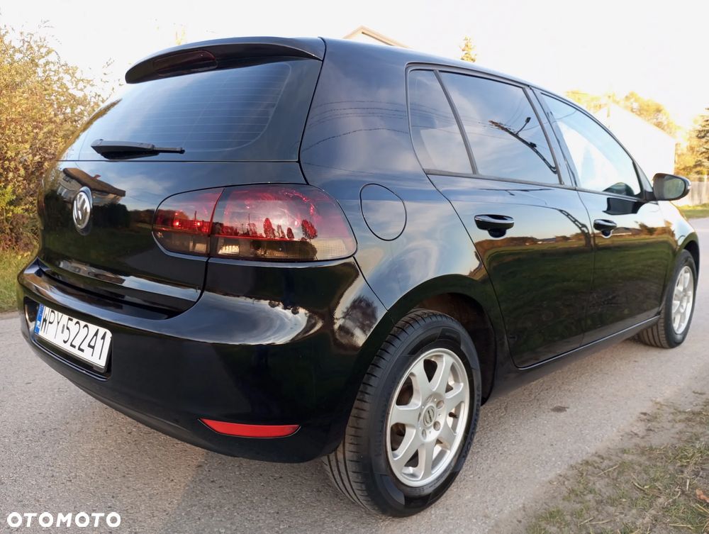 Volkswagen Golf VI 1.6 Comfortline - 14