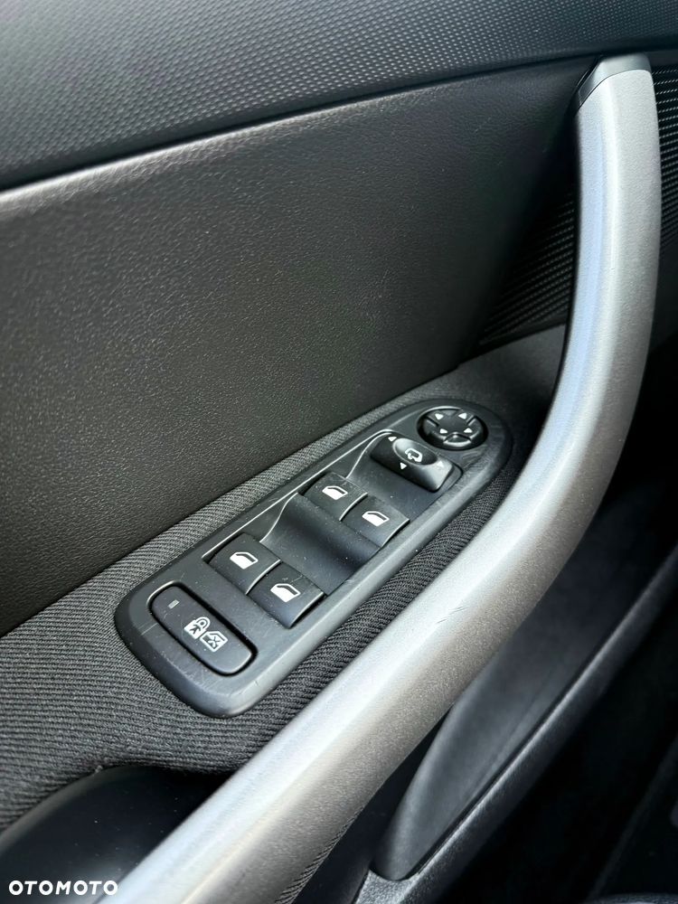 Peugeot 308 HDi FAP 150 Business Line Niveau 2 - 30