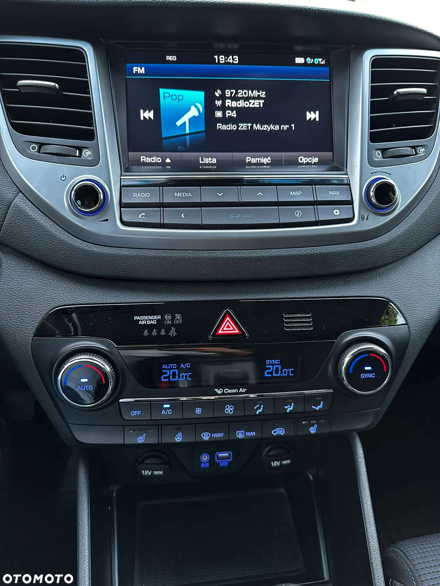 Hyundai Tucson 2.0 CRDI BlueDrive Style 2WD - 26