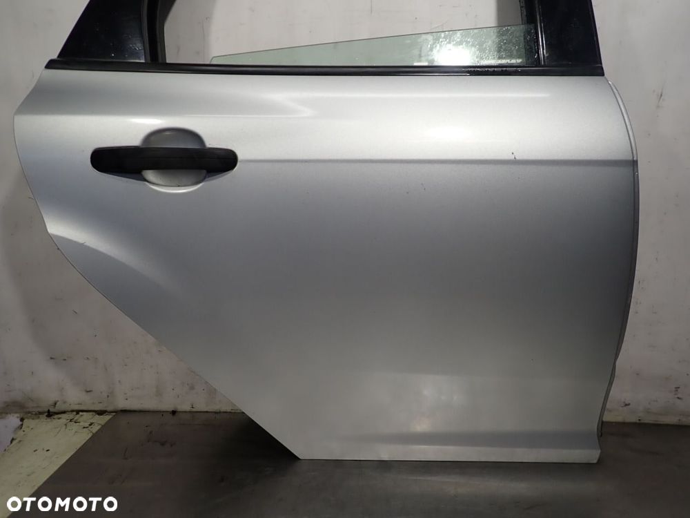 DRZWI PRAWY TYŁ FORD FOCUS MK3 kol: OB - 6