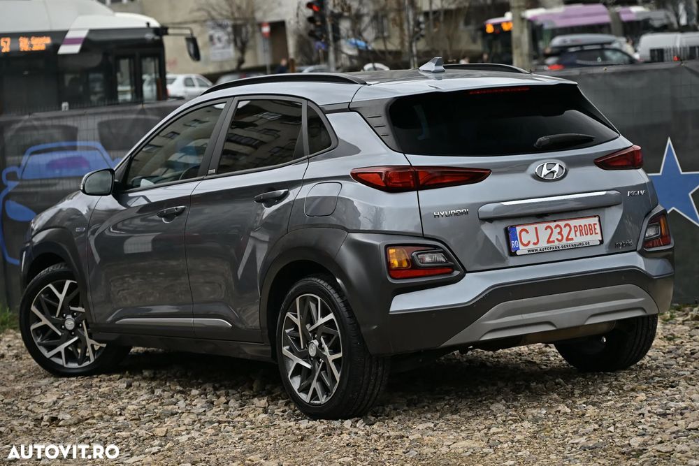 Hyundai KONA - 4