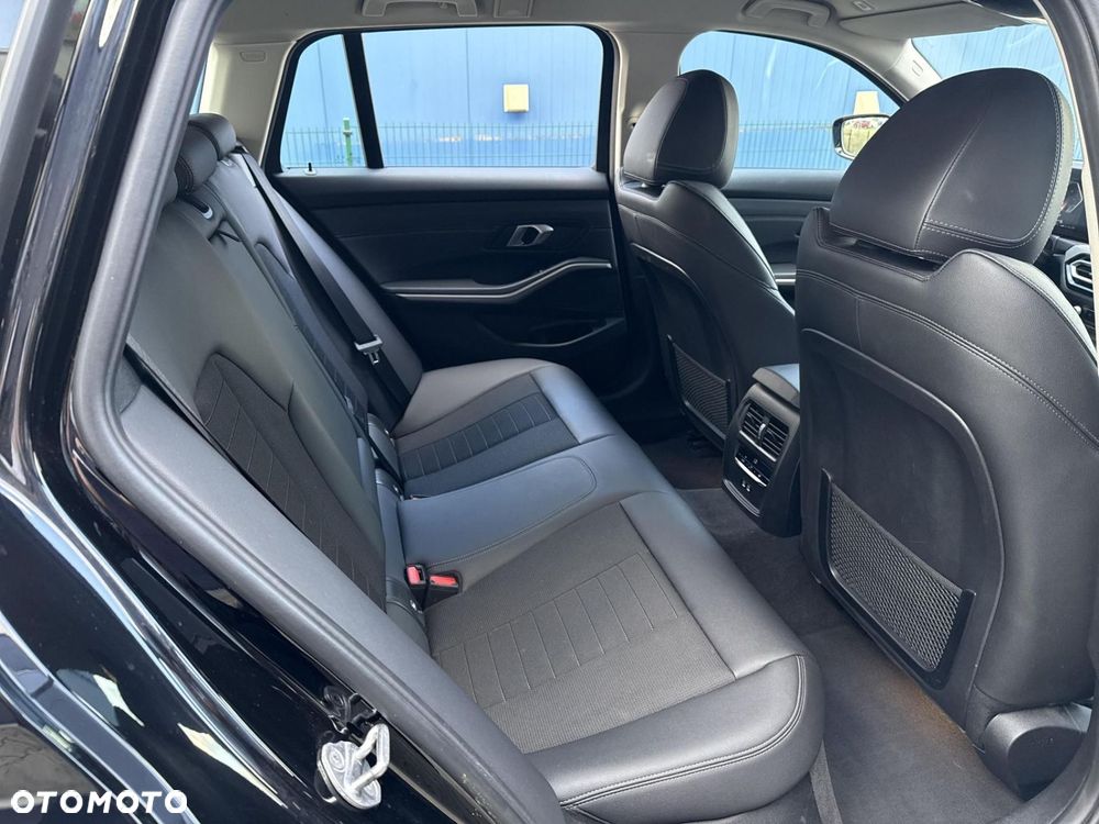 BMW Seria 3 - 15