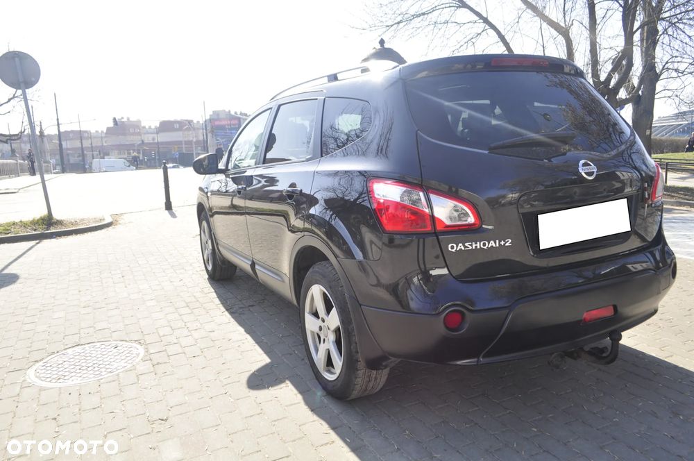 Nissan Qashqai+2 - 6