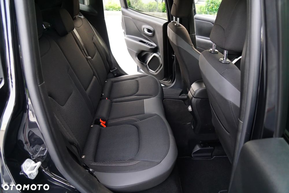 Jeep Renegade 1.3 T-GDI Automatik Limited - 32