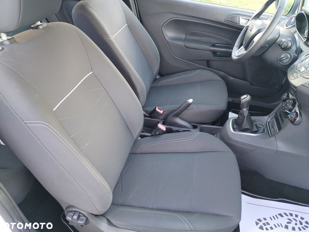 Ford Fiesta - 17