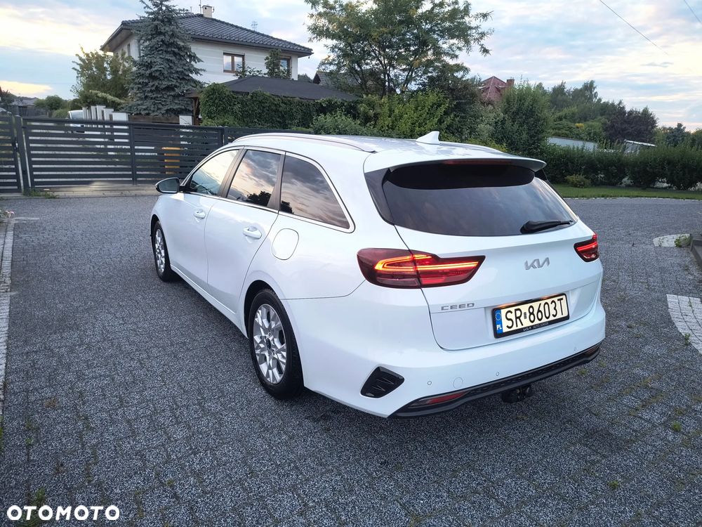 Kia Ceed 1.5 T-GDI L Business Line Plus DCT - 37