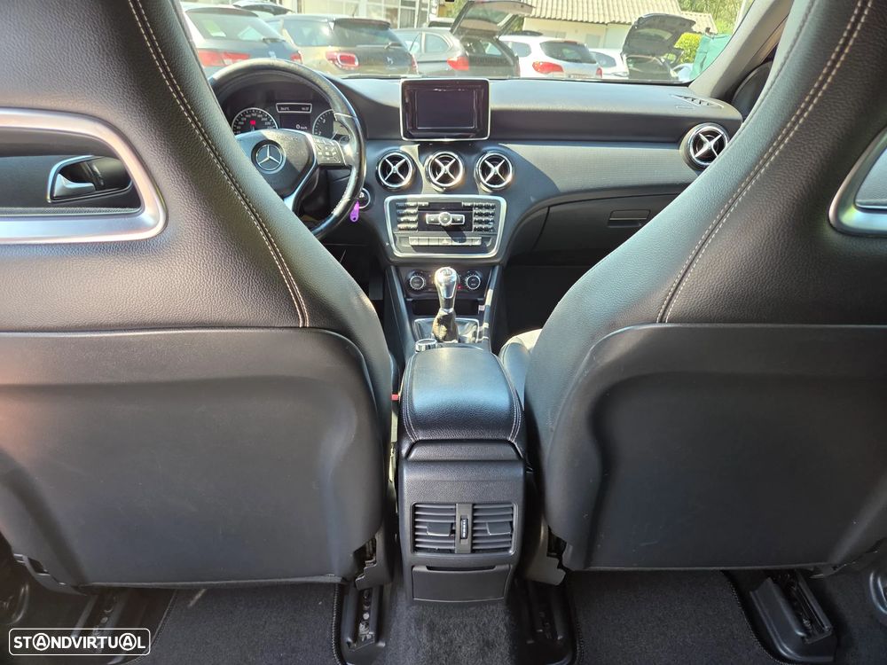 Mercedes-Benz A 180 CDI (BlueEFFICIENCY) - 11