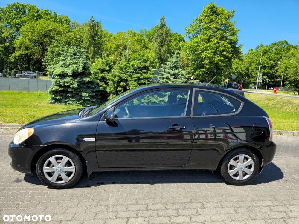 Hyundai Accent 1.4 Comfort - 1