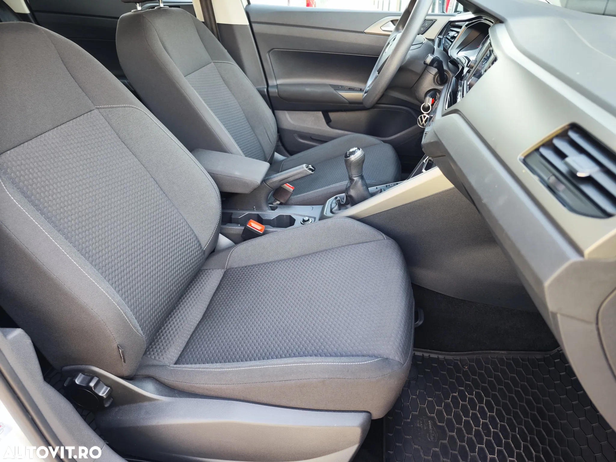 Volkswagen Polo 1.0 TSI Comfortline - 14