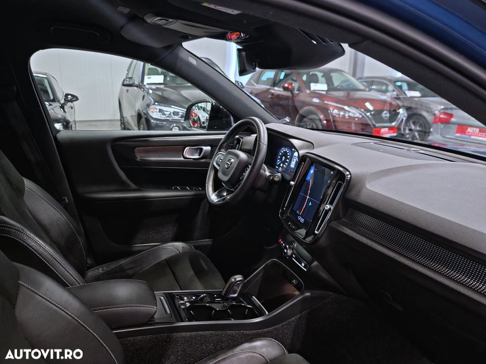 Volvo XC 40 T3 Geartronic RDesign - 23