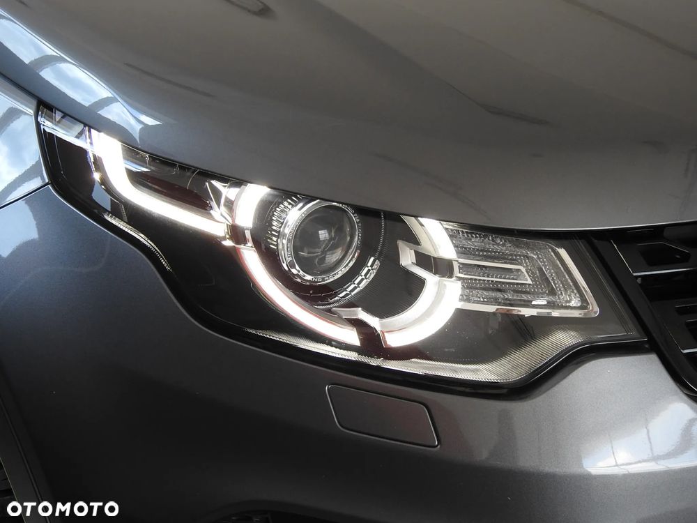 Land Rover Discovery Sport TD4 HSE Luxury - 31