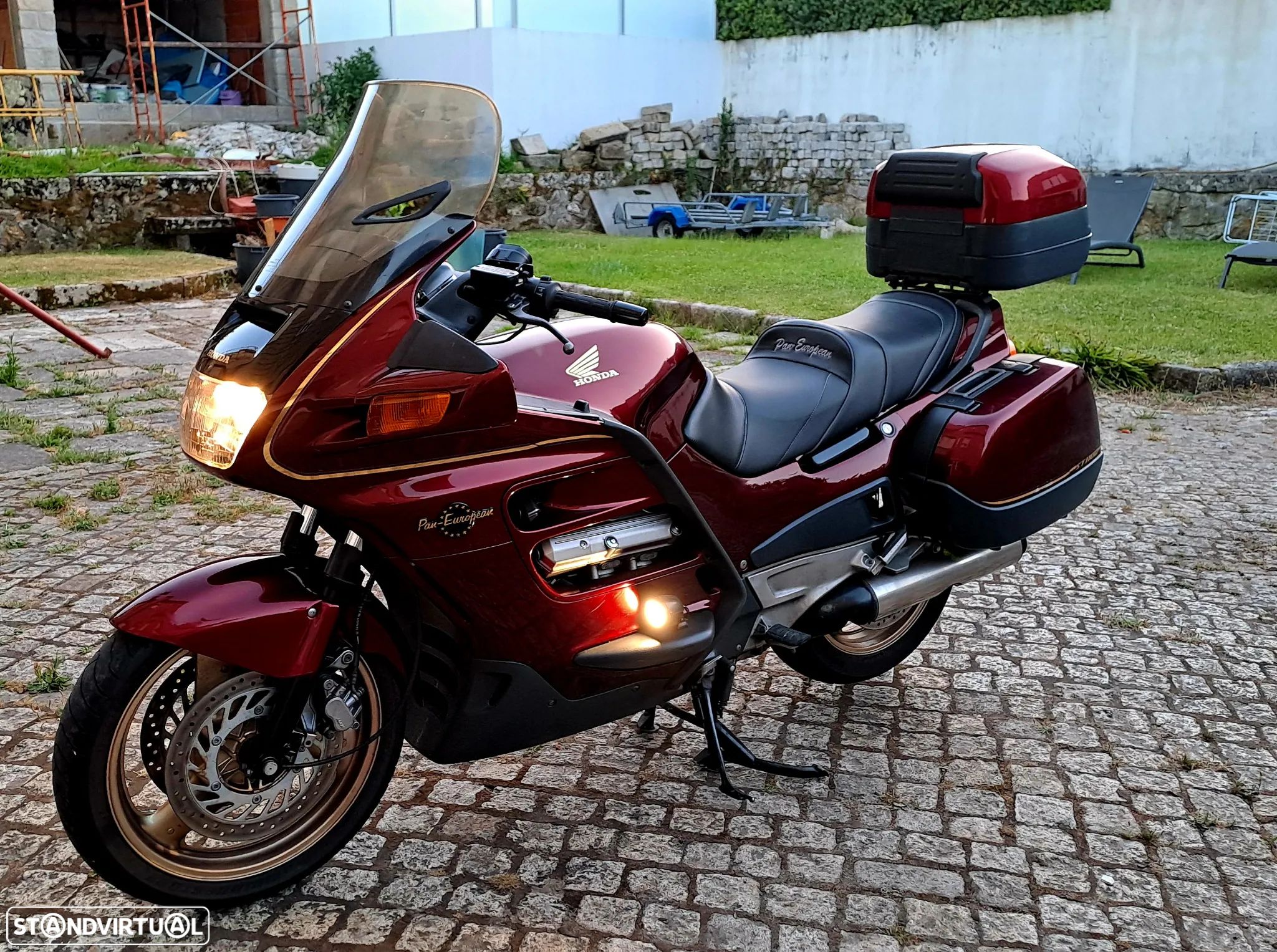 Honda Pan European ST 1100 - 1