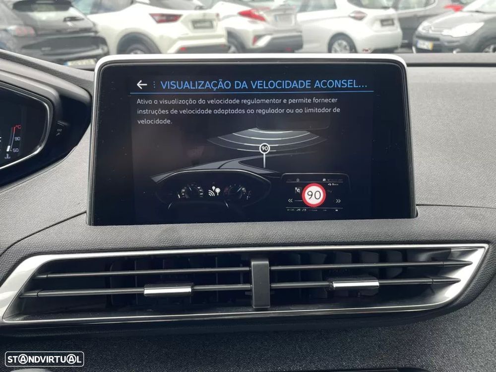 Peugeot 3008 1.2 PureTech Allure Pack EAT8 - 37