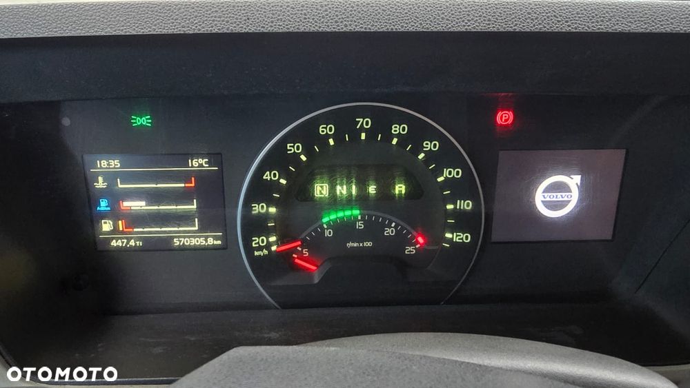 Volvo FM 370 6x2 rama do zabudowy, beczka asenizacyjna mleko laweta full air oś skrętna niski przebieg! - 8