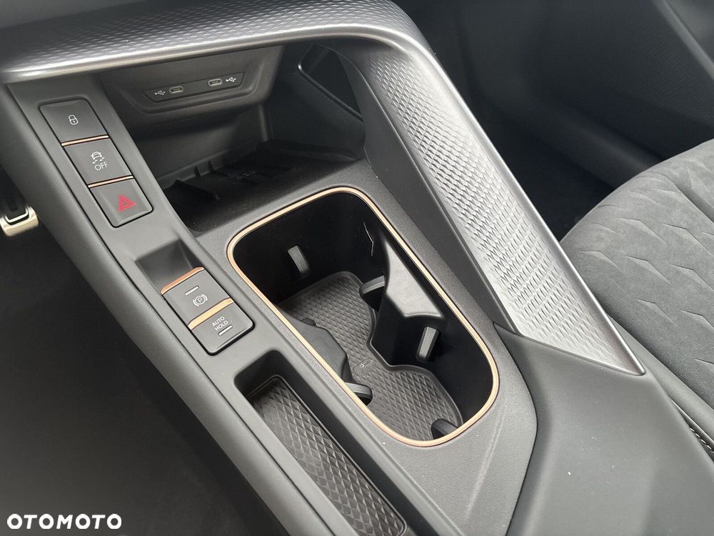 Cupra Terramar 1.5 eTSI mHEV Advantage Edition DSG - 26