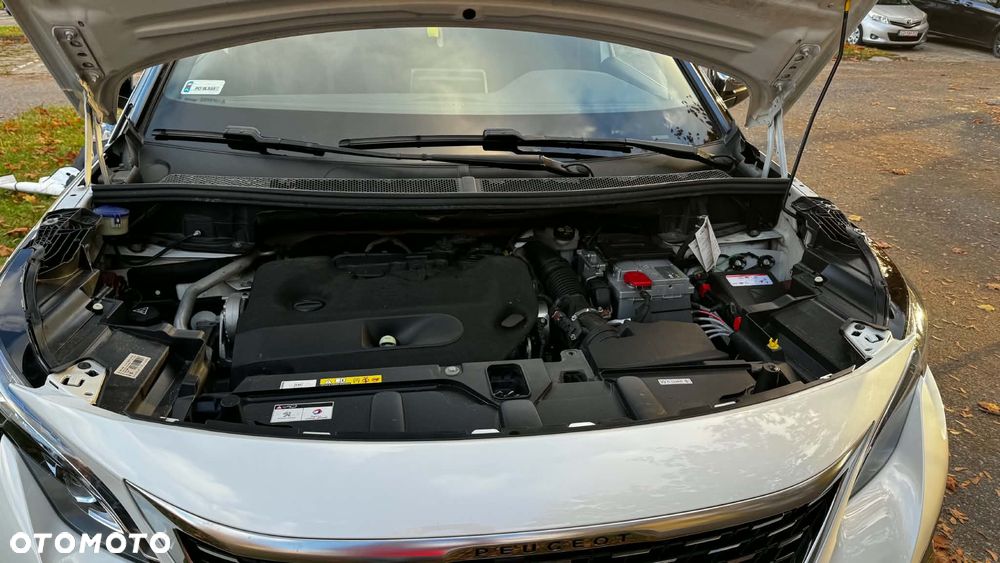 Peugeot 5008 - 11