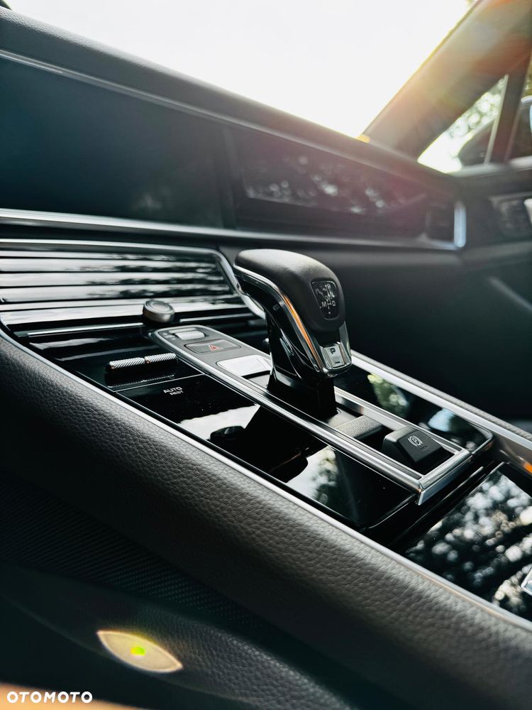 Porsche Panamera 4 - 11