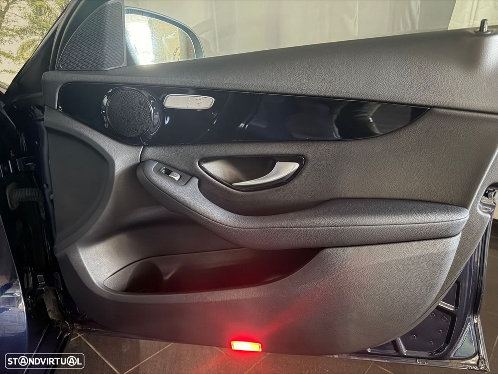 Mercedes-Benz C 220 (BlueTEC) d 7G-TRONIC - 38