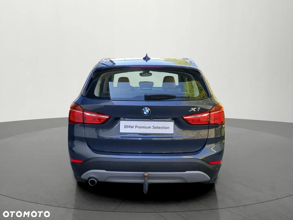 BMW X1 sDrive18d - 5
