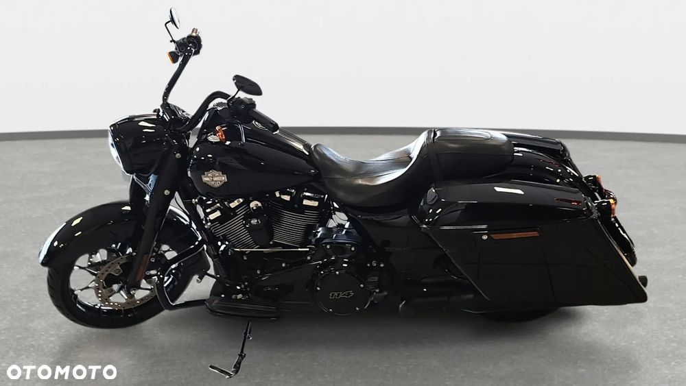 Harley-Davidson Touring Road King - 2