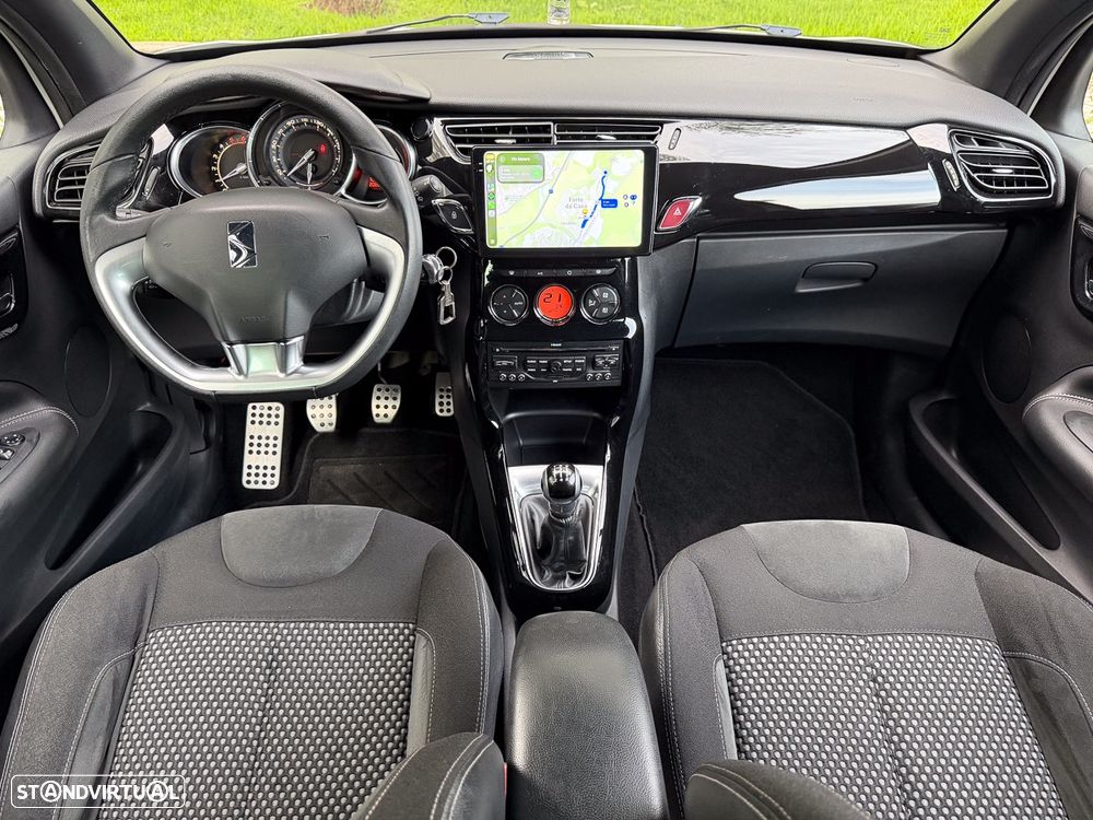 Citroën DS3 1.6 HDi Airdream So Chic - 3