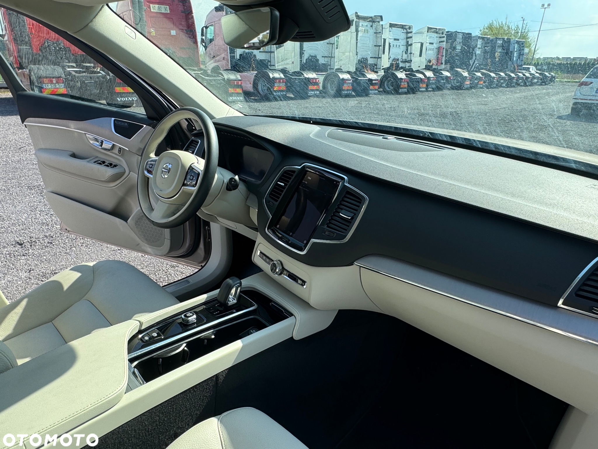 Volvo XC 90 - 18