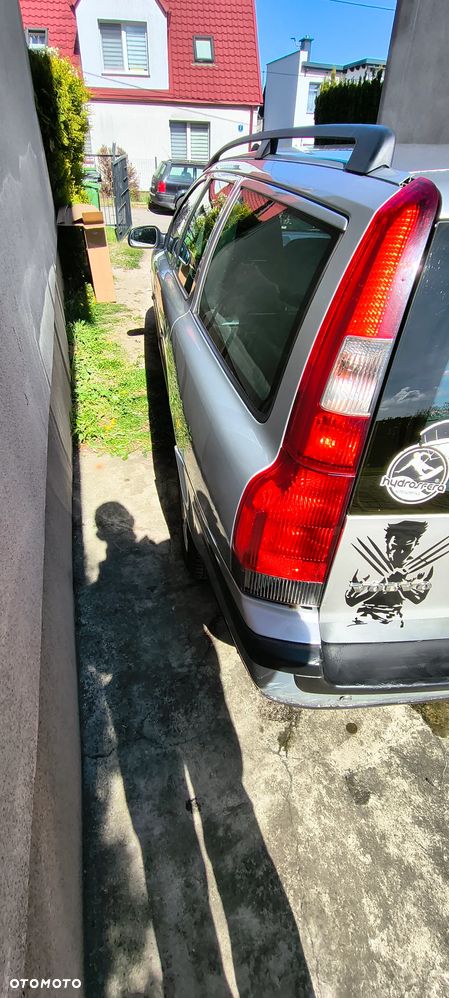 Volvo V70 2.4D5 - 5