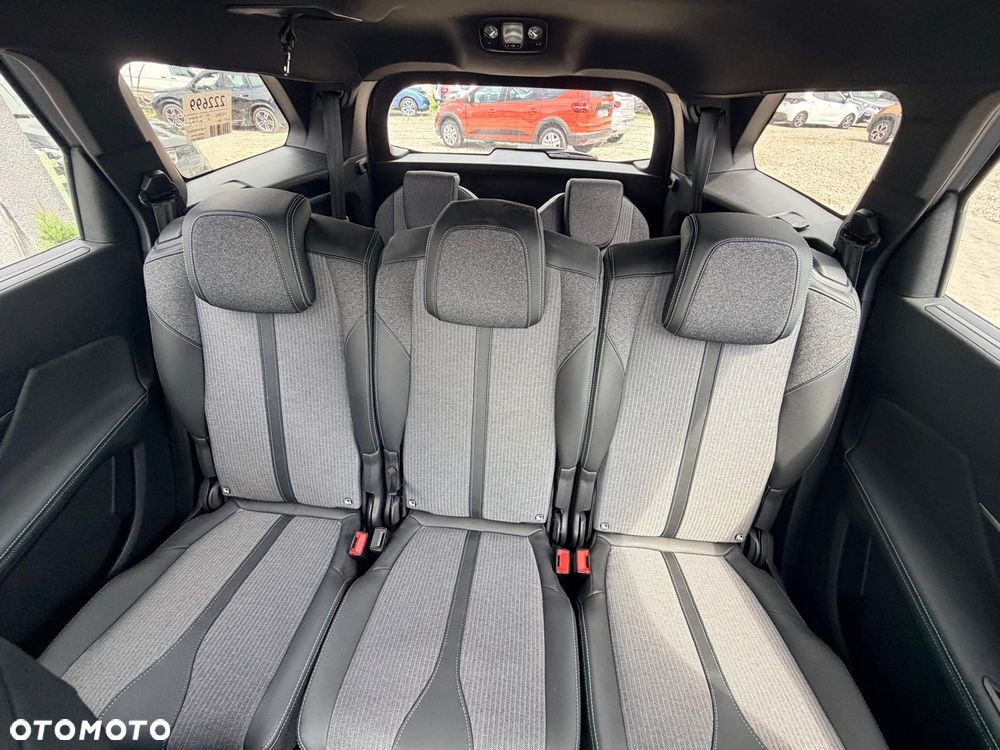 Peugeot 5008 - 14