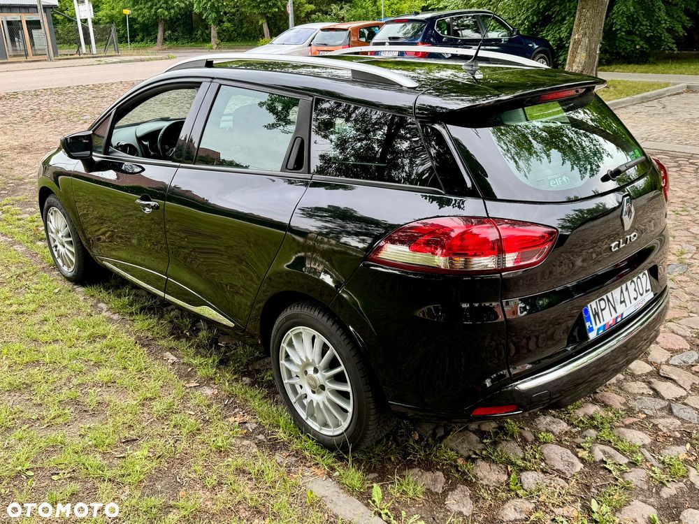 Renault Clio - 10