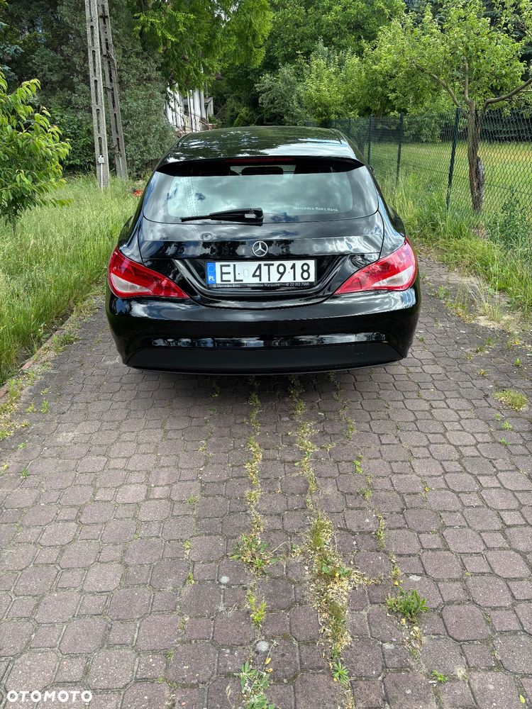 Mercedes-Benz CLA 180 d - 2