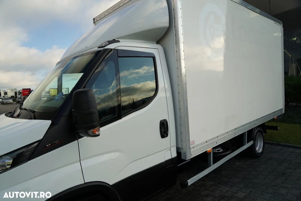 Iveco DAILY 35-160 / 4.2 M CONTAINER / LIFT / TWIN GVWR: 3500 KG / 2022 - 10