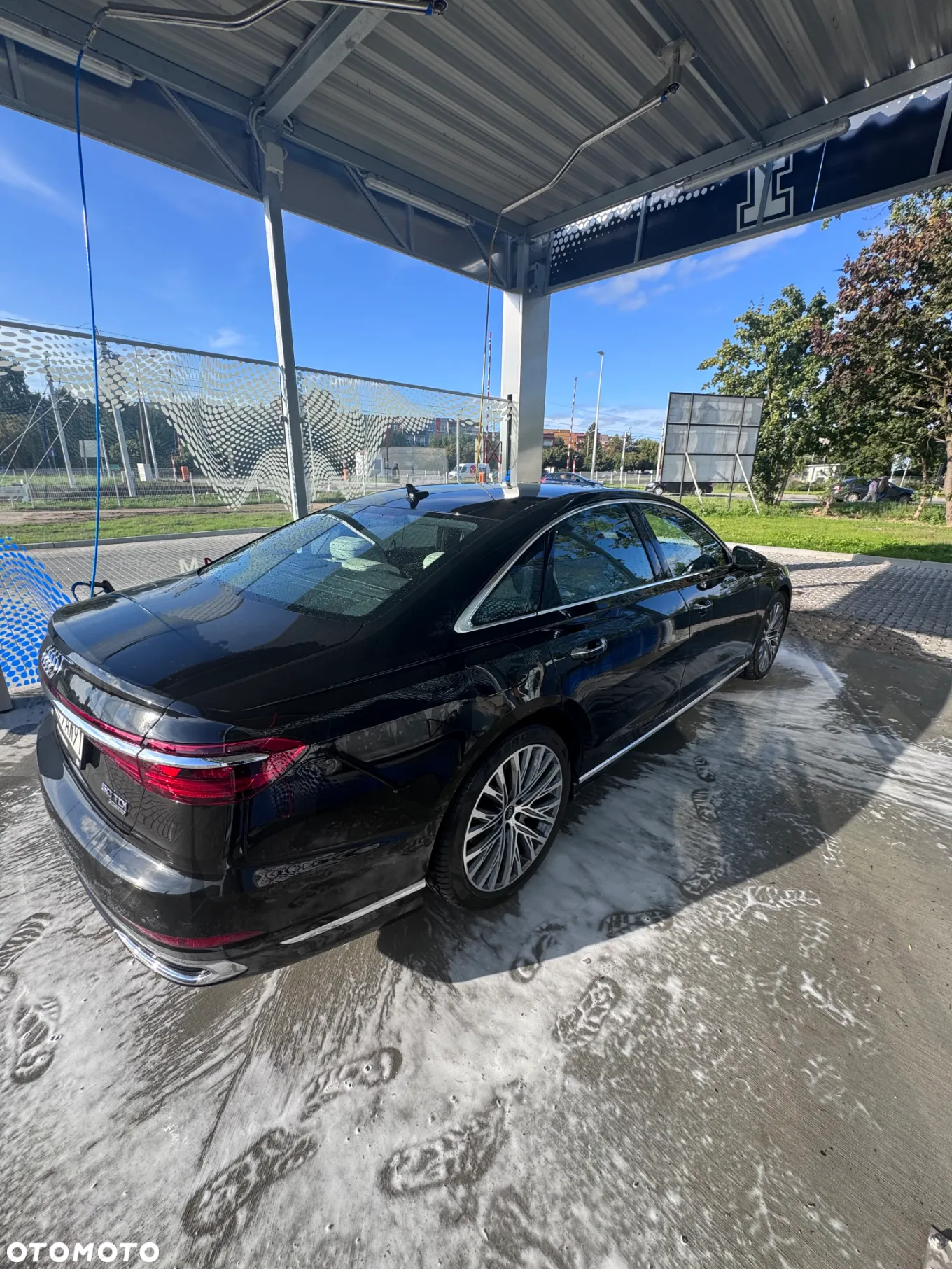 Audi A8 - 4