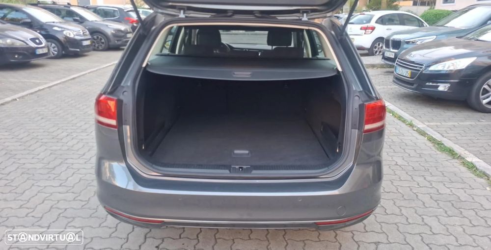 VW Passat Variant 2.0 TDi Confortline - 7