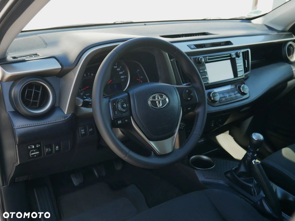 Toyota RAV4 2.0 4x4 Edition - 22