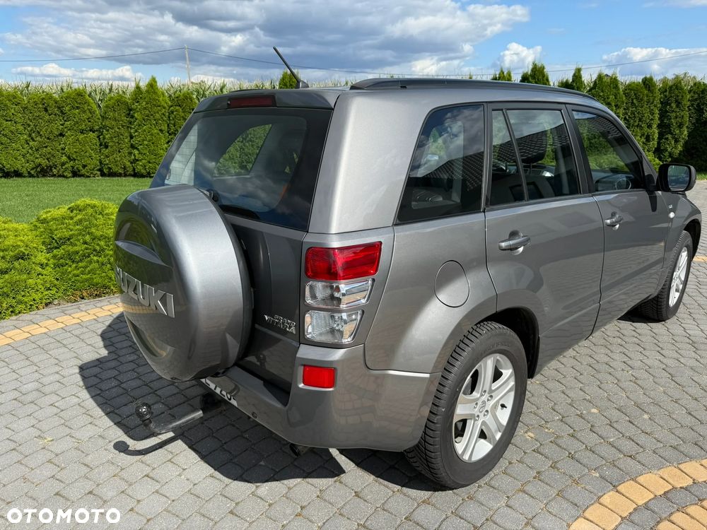 Suzuki Grand Vitara - 12