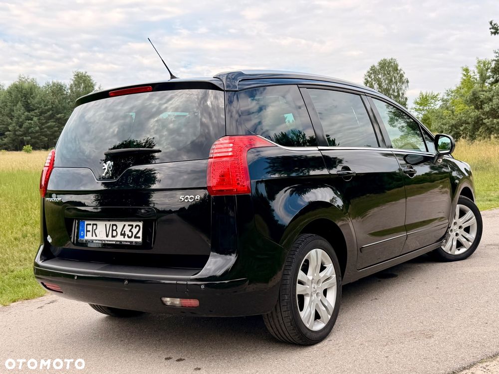 Peugeot 5008 - 10