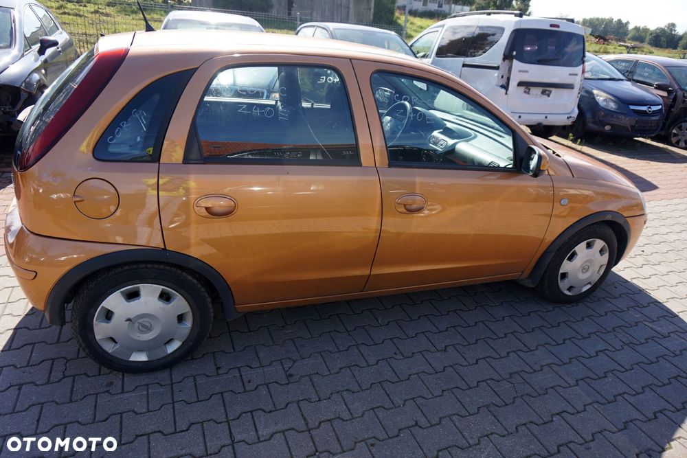 OPEL CORSA C III 5D HB 2003 Z40E 1.4 16V Z14XEP 90KM F13 374 ZŁOTY na części - 6