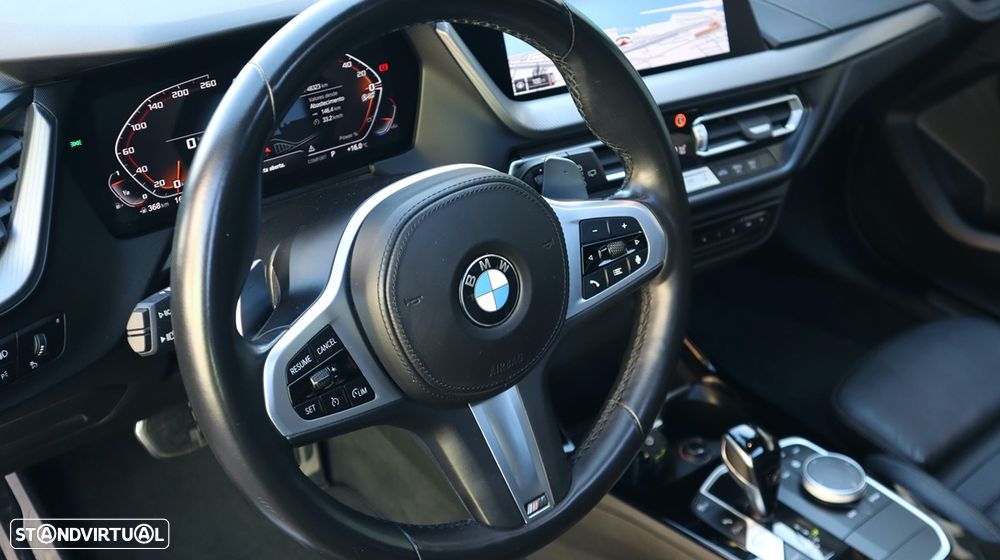 BMW M135i xDrive - 22