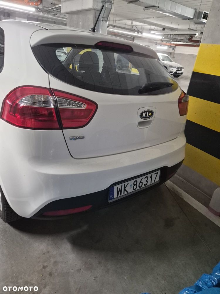 Kia Rio 1.2 M - 4