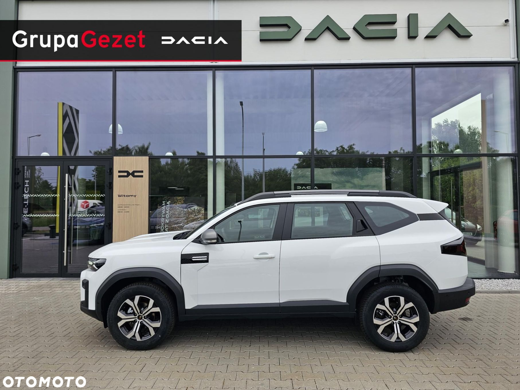 Dacia Inny - 3