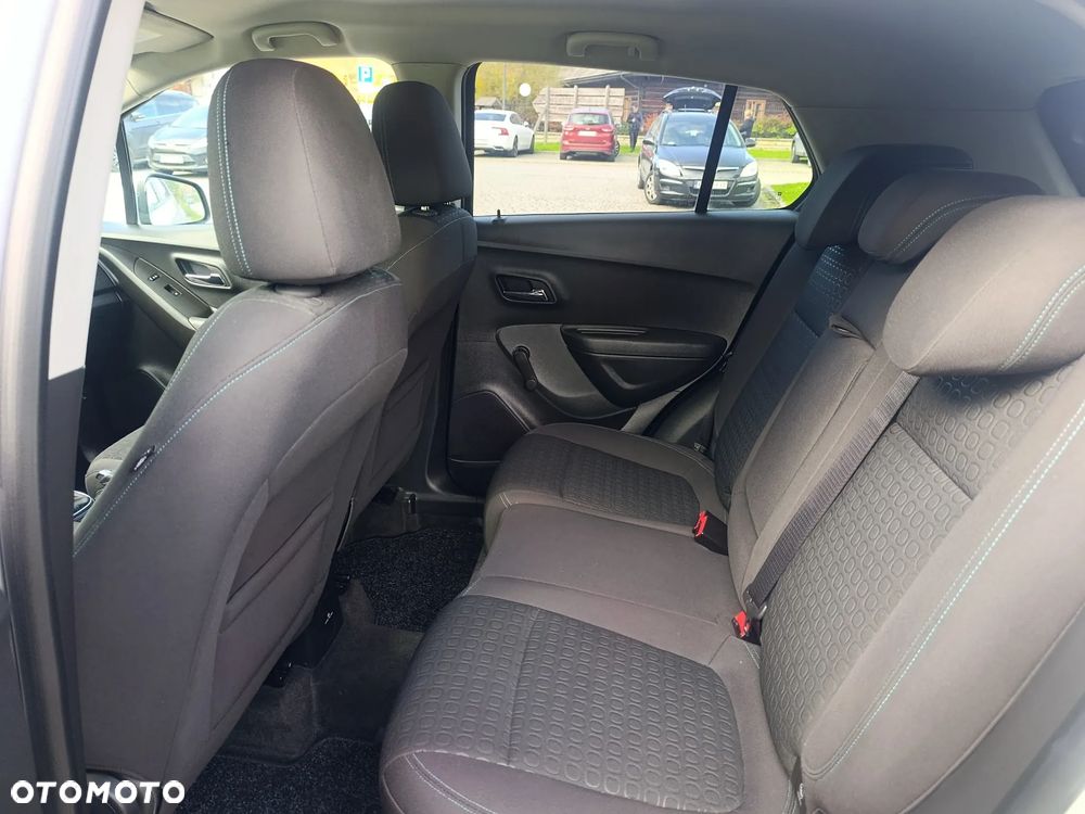 Chevrolet Trax 1.4T AWD LS - 14