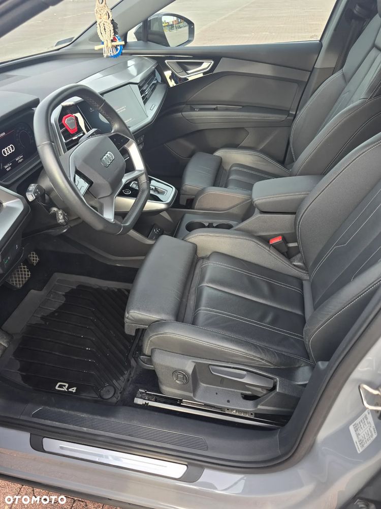Audi Q4 e-tron 35 52kWh S Line - 11