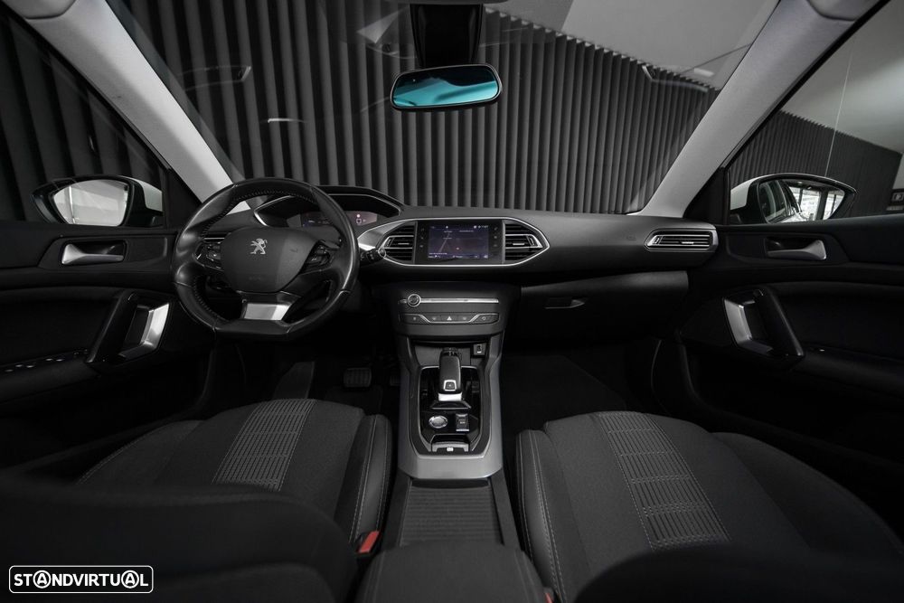 Peugeot 308 SW 1.5 BlueHDi Allure EAT8 - 12