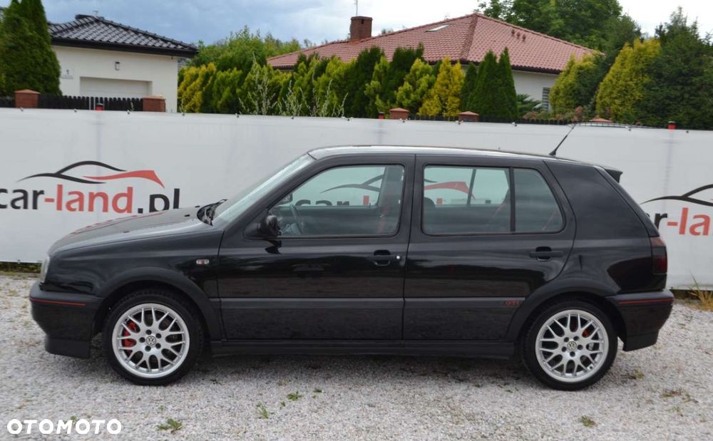 Volkswagen Golf - 8