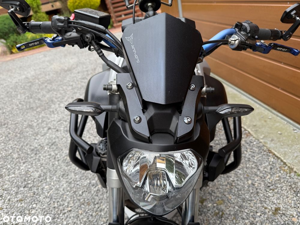Yamaha MT - 3