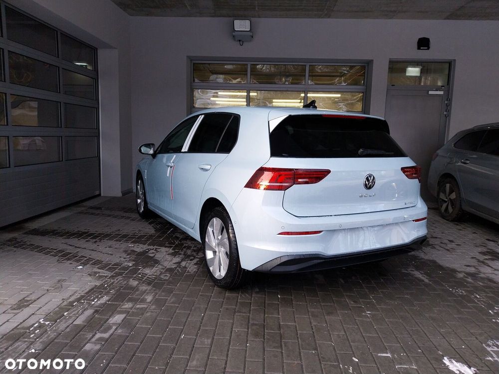 Volkswagen Golf - 3