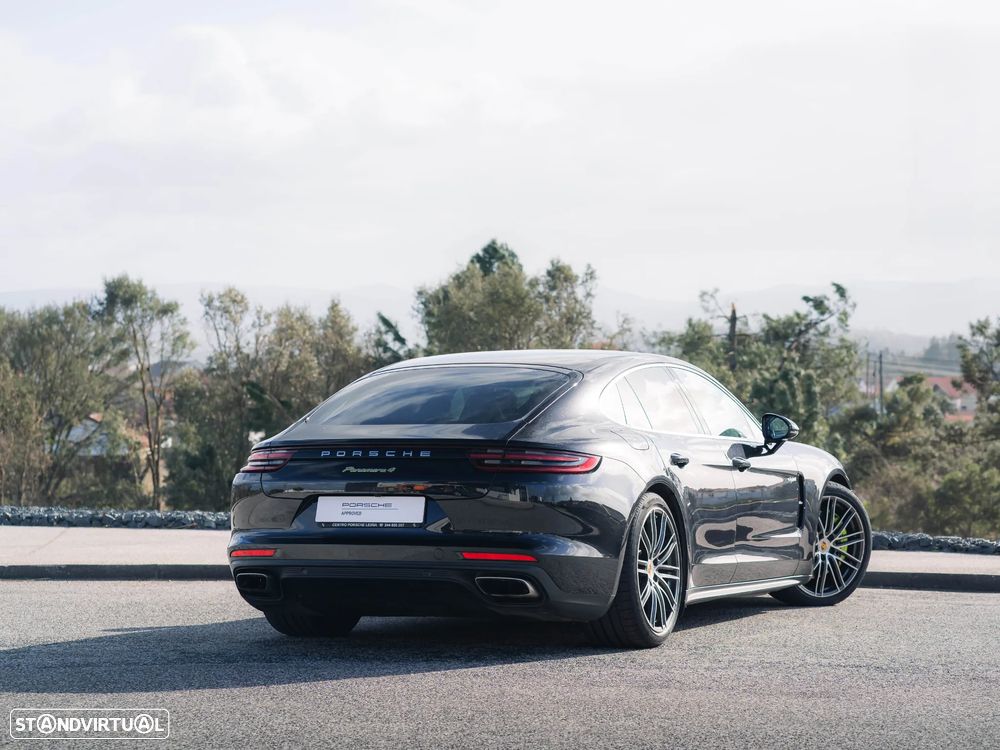 Porsche Panamera - 7