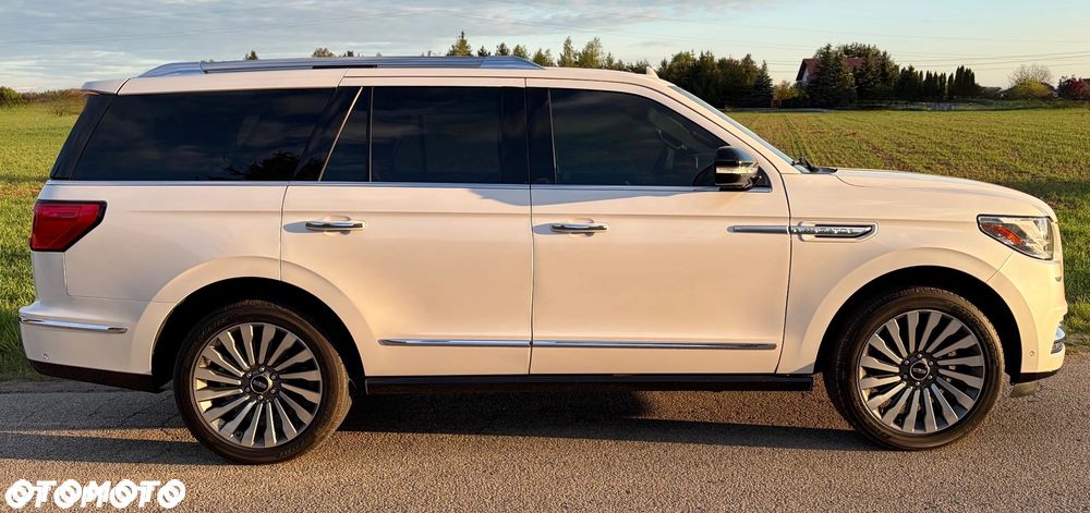 Lincoln Navigator - 8
