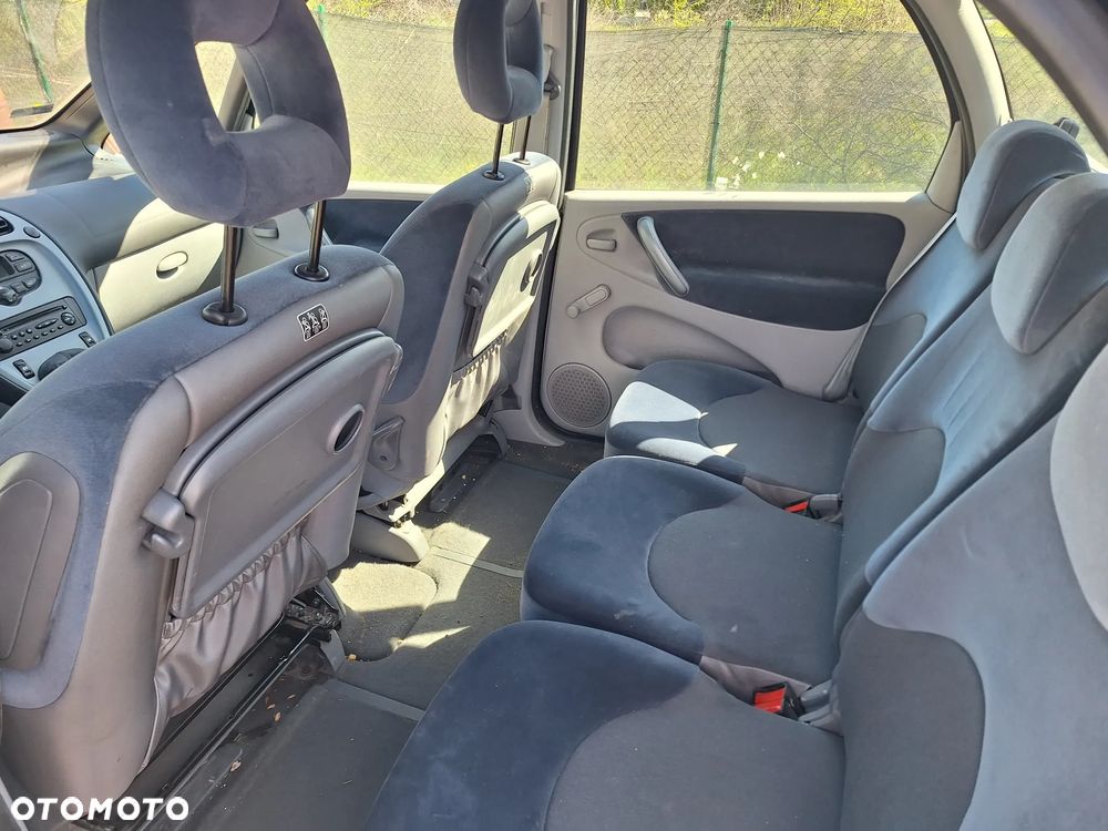 Citroën Xsara Picasso - 8